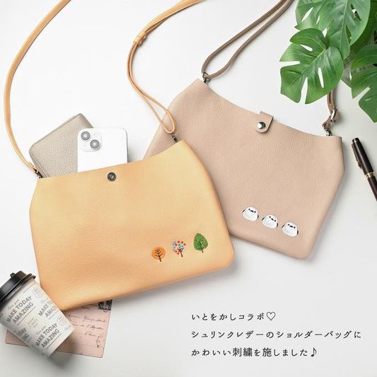 シマエナガとネコ ショルダーバッグ 【 シュリンクレザー 刺繍 】姫路レザー 長さ調節可ストラップ ポシェット
