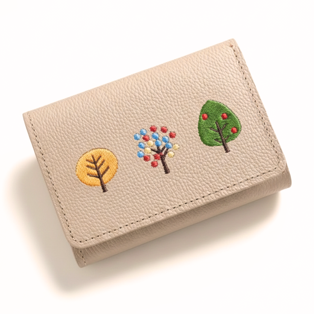 シマエナガとネコ シンプル 三つ折り財布 【 シュリンクレザー 刺繍 】 ミニ財布 ミニウォレット コンパクトウォレット 本革