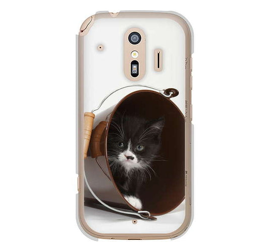 らくらくスマートフォン me F-01L docomo 高画質仕上げ 背面印刷 ハードケース 【VA800 ネコとバケツ】