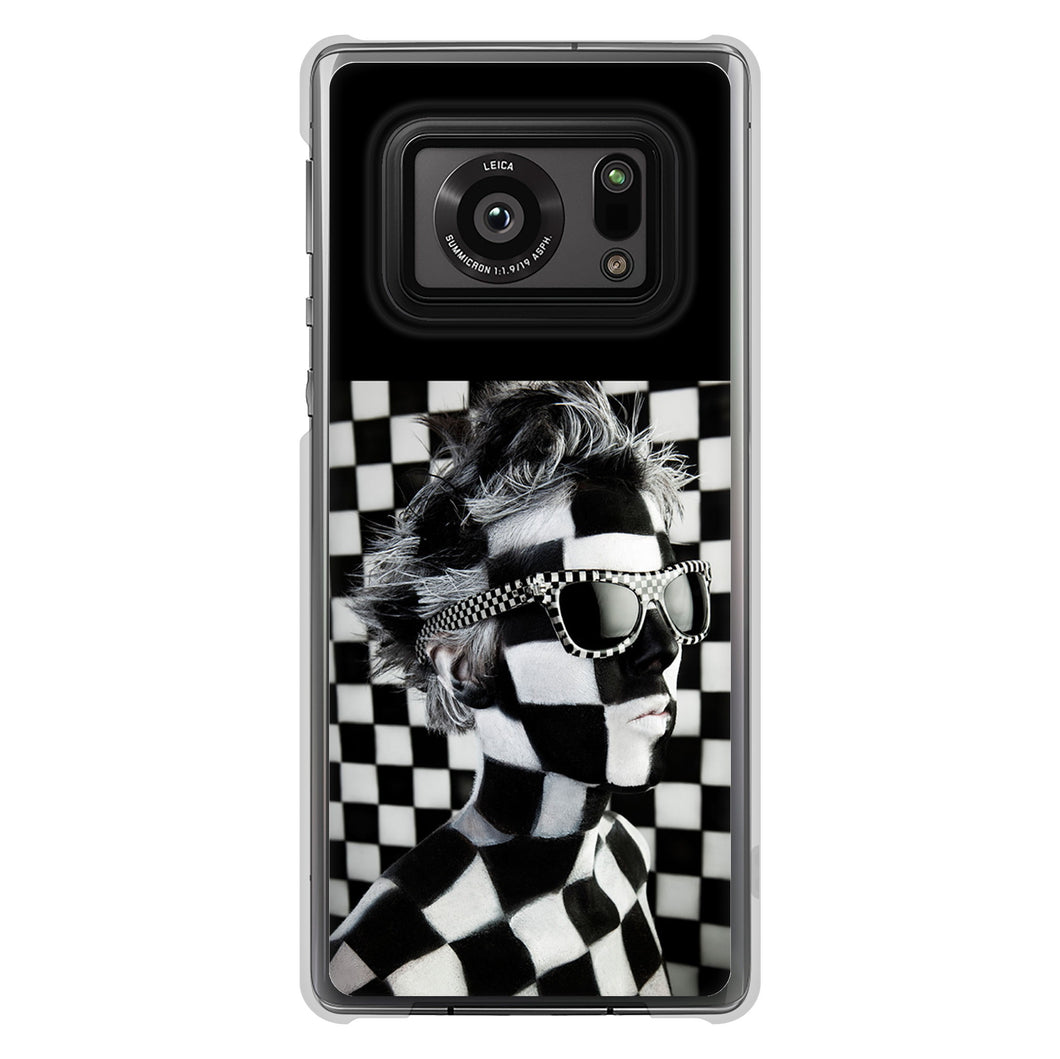 AQUOS R6 SH-51B 高画質仕上げ 背面印刷 ハードケース 【357 bk&wh】