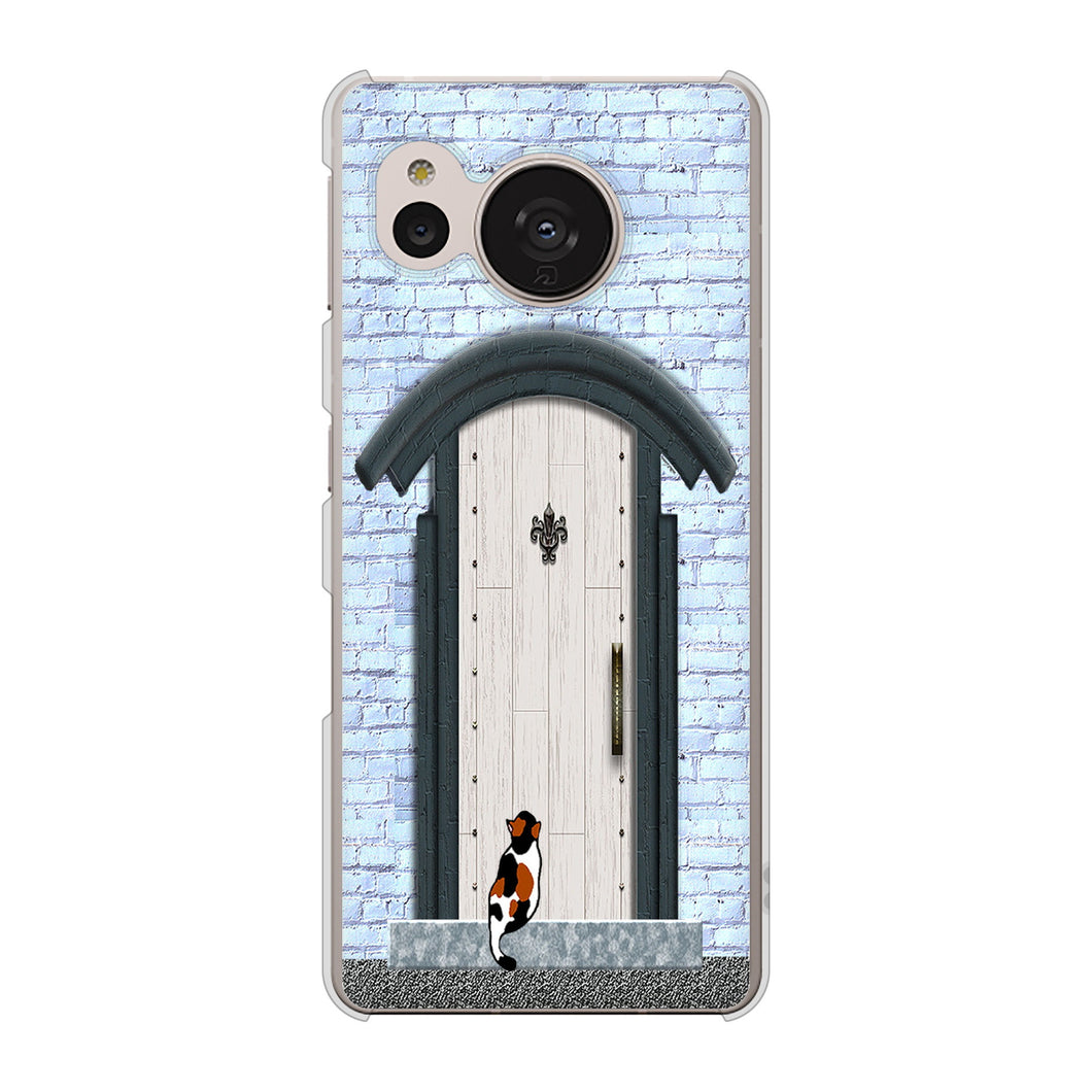 AQUOS sense7 SH-53C docomo 高画質仕上げ 背面印刷 ハードケース 猫とドア