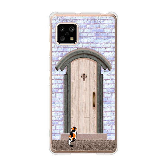 AQUOS sense5G SHG03 au 高画質仕上げ 背面印刷 ハードケース 猫とドア