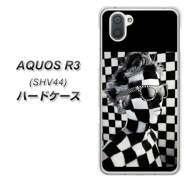 au アクオス R3 SHV44 高画質仕上げ 背面印刷 ハードケース【357 bk&wh】