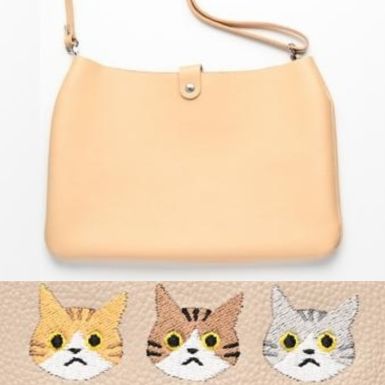 シマエナガとネコ ショルダーバッグ 【 シュリンクレザー 刺繍 】姫路レザー 長さ調節可ストラップ ポシェット