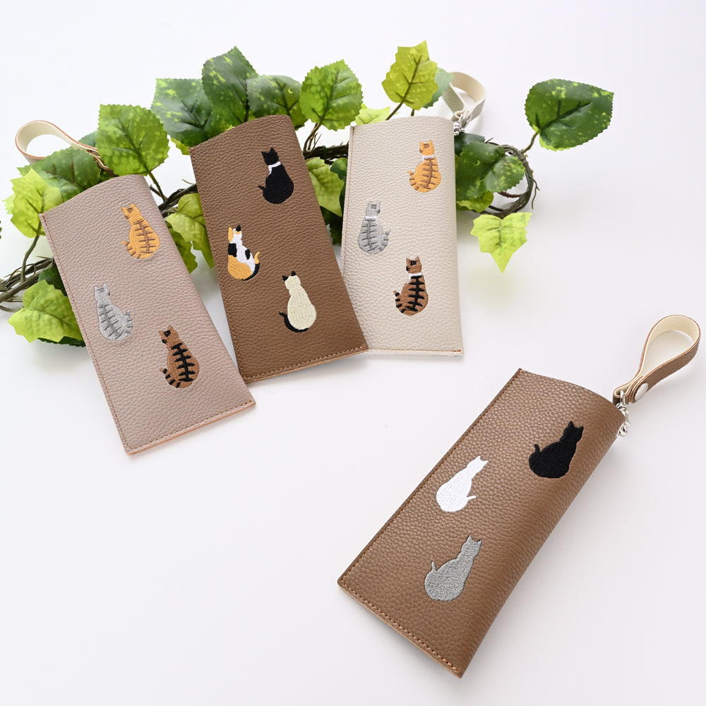 刺繍 うしろむき猫 メガネケース