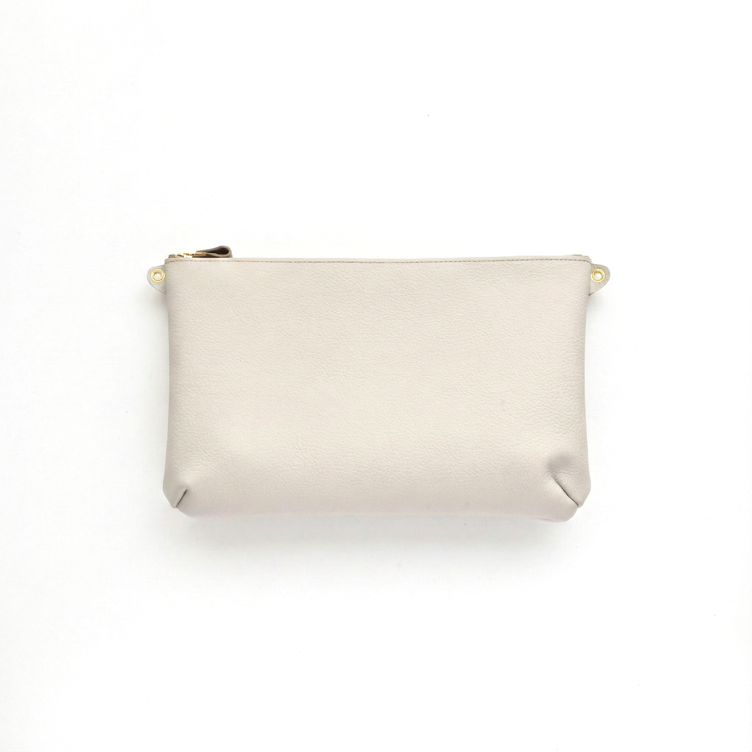 姫路レザー シュリンクレザー 横型マチありファスナーポシェット