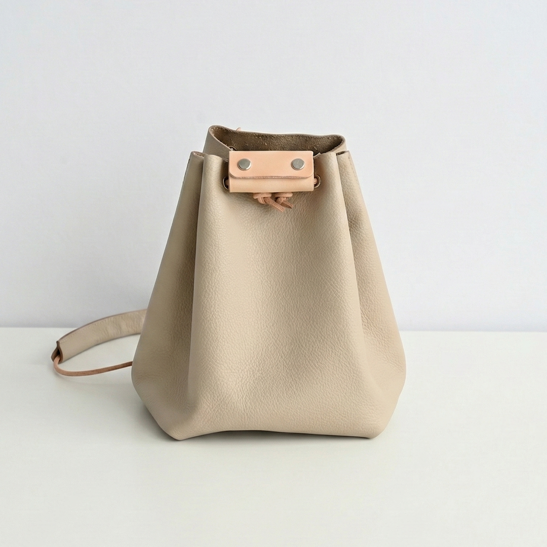 姫路レザー シュリンクレザー 巾着バッグ