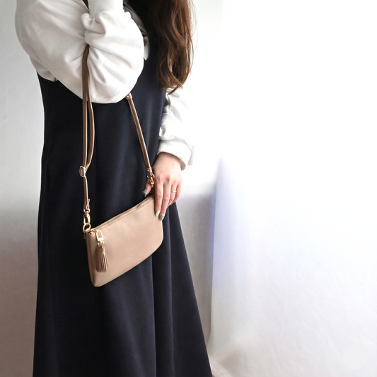 姫路レザー シュリンクレザー 横型ファスナーポシェット