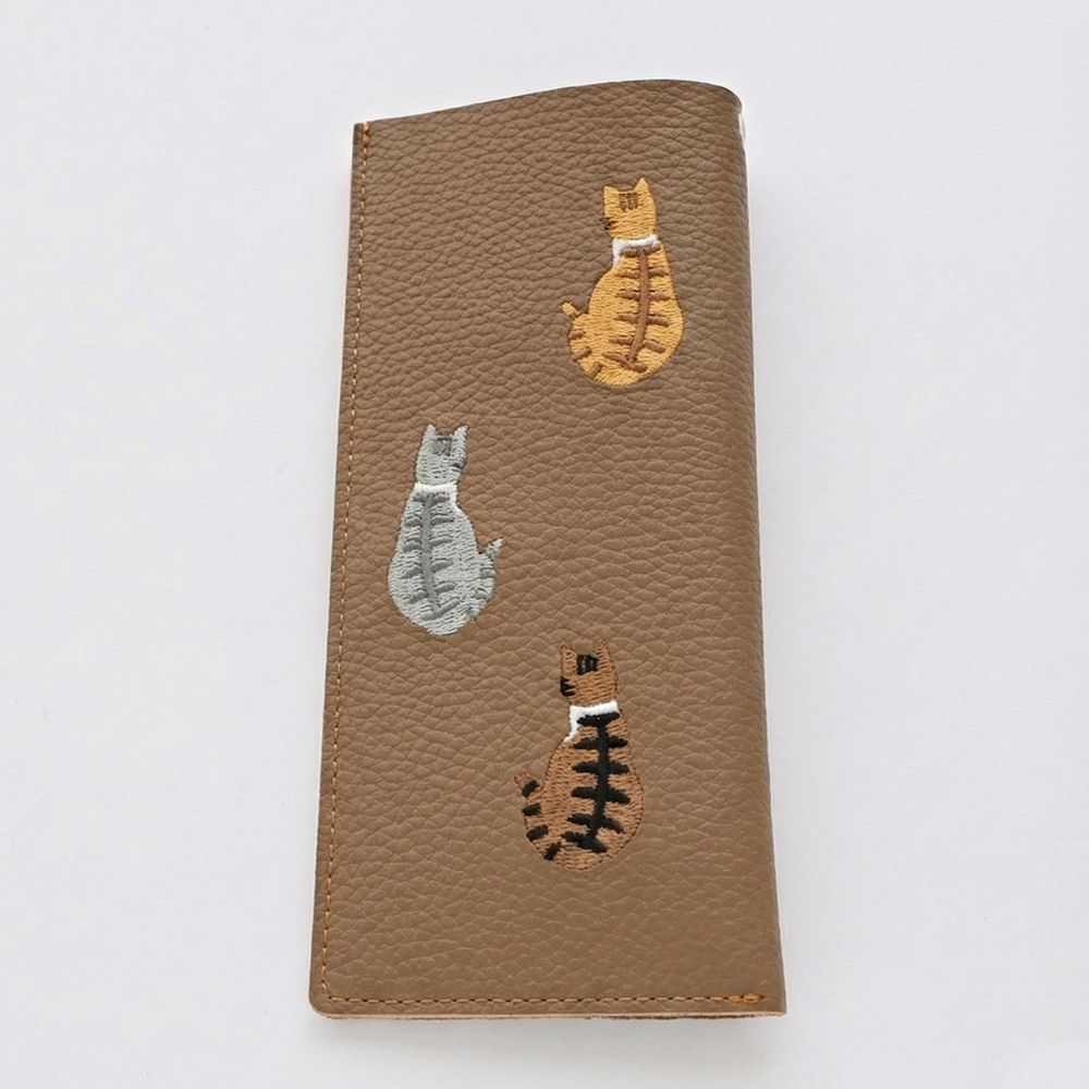 刺繍 うしろむき猫 メガネケース