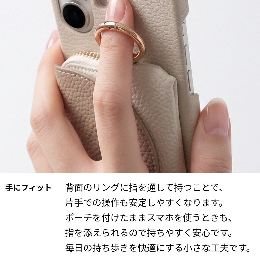 リングに指を通した着用写真