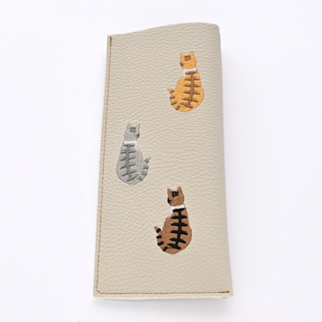 刺繍 うしろむき猫 メガネケース