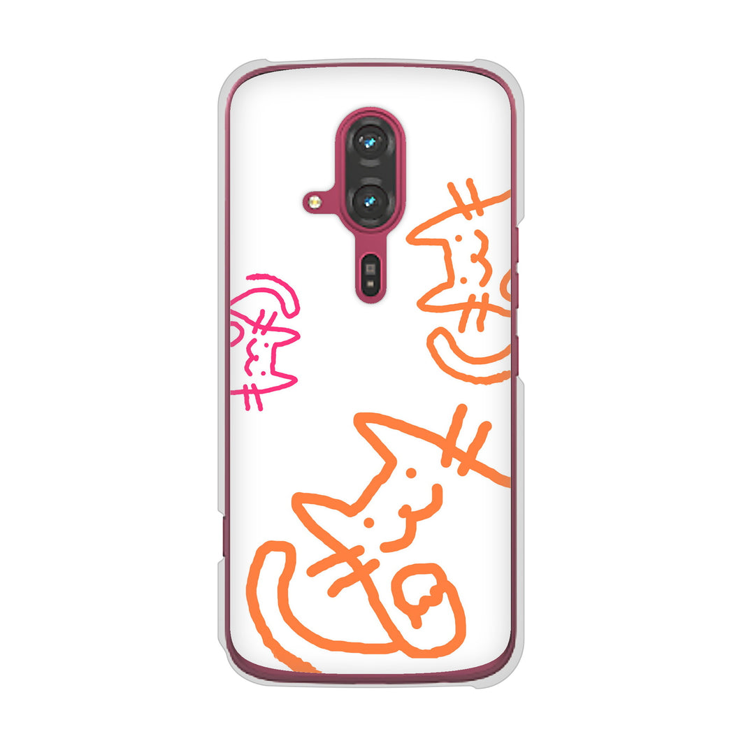 らくらくスマートフォン F-53E docomo 高画質仕上げ 背面印刷 ハードケース 【1098 手まねきする3匹のネコ】