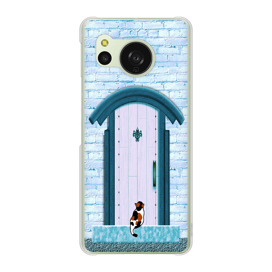 AQUOS sense8 SH-M26 高画質仕上げ 背面印刷 ハードケース猫とドア