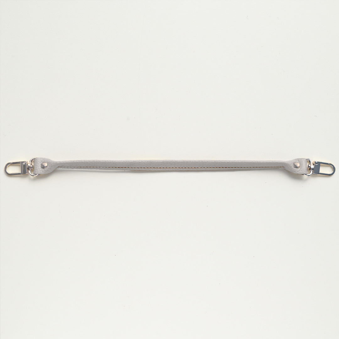 シュリンクレザー 本革 バッグの持ち手風ストラップ  約30cm