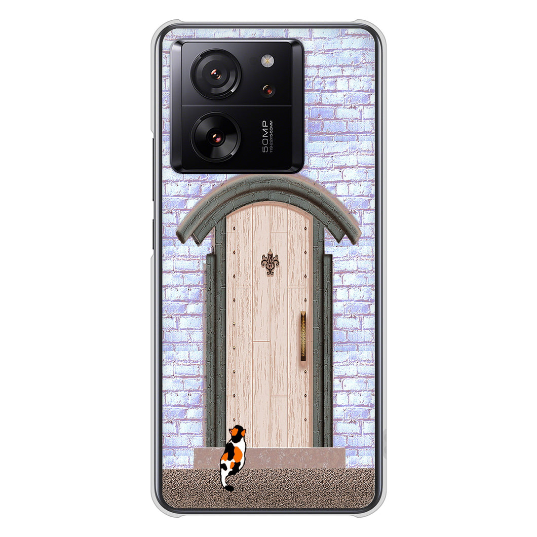 Xiaomi 13T XIG04 au 高画質仕上げ 背面印刷 ハードケース猫とドア