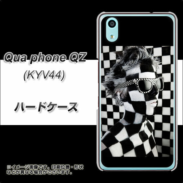 au キュアフォン QZ KYV44 高画質仕上げ 背面印刷 ハードケース【357 bk&wh】