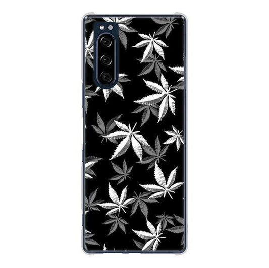 Xperia 5 SO-01M docomo 高画質仕上げ 背面印刷 ハードケース 【064 モノトーン大麻ブラック】