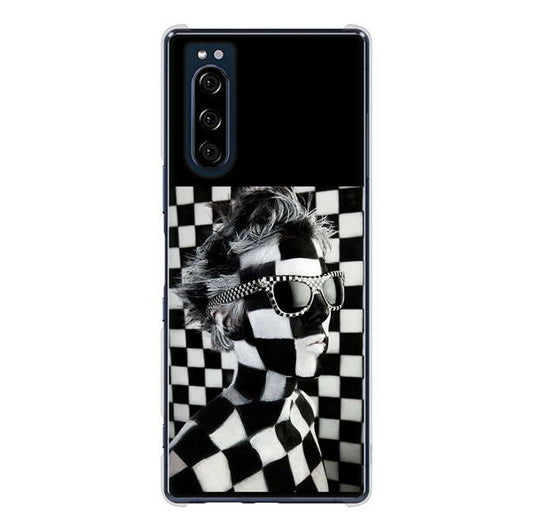 Xperia 5 SO-01M docomo 高画質仕上げ 背面印刷 ハードケース 【357 bk&wh】